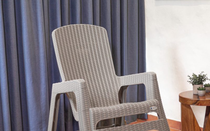 ¿Por qué elegir muebles de plástico para tu hogar en Panamá? Ventajas y desventajas